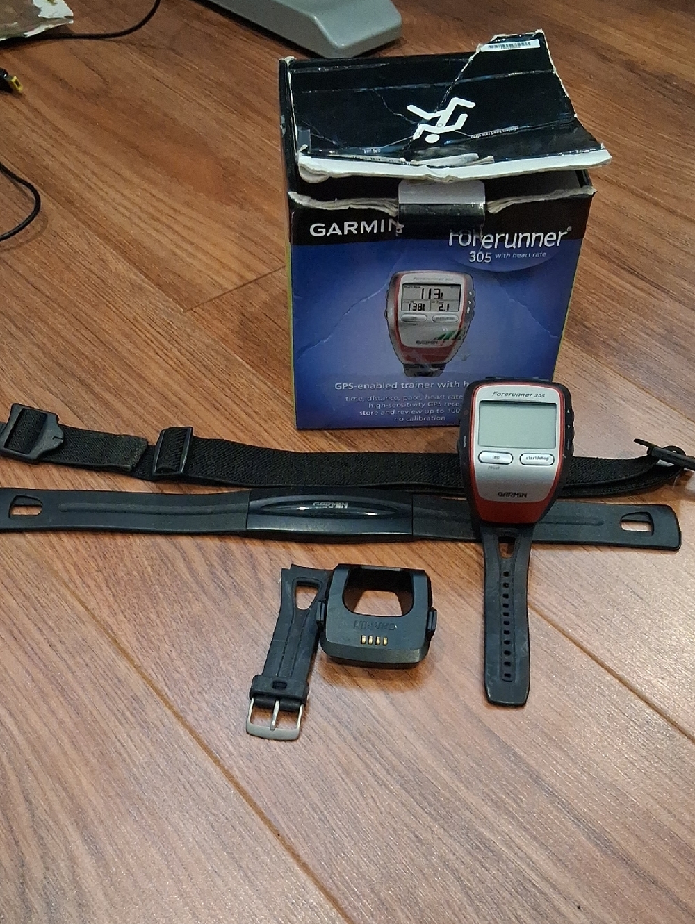 Garmin Forerunner 305 GPS Watch - Red and Black